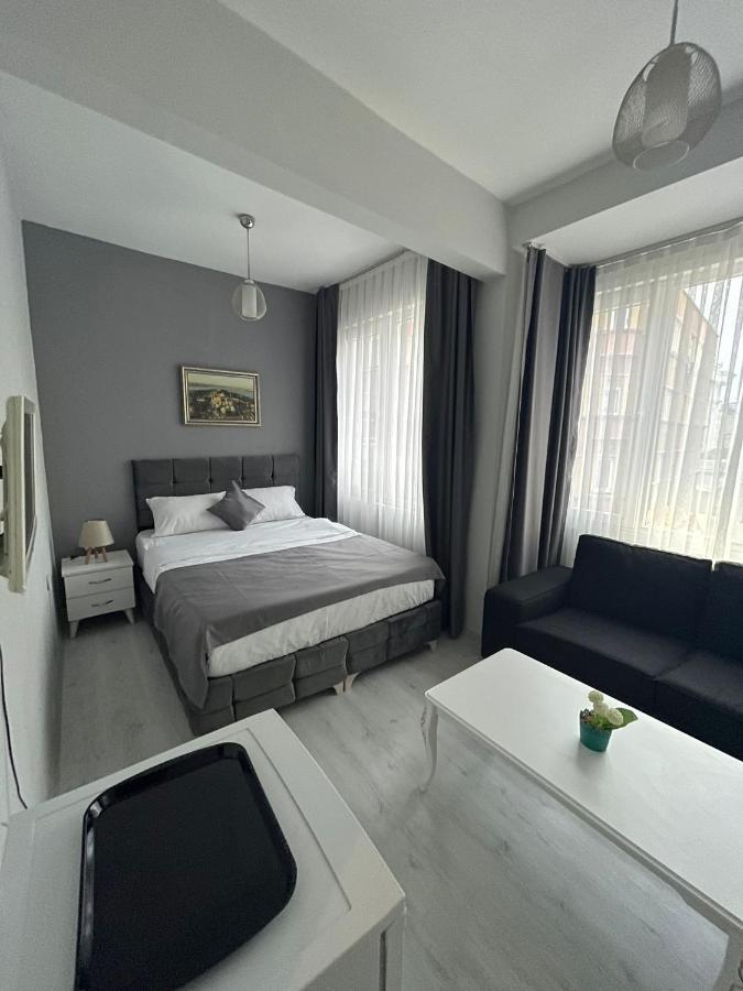 Oldmile Palace Hotel Istanbul Exterior photo