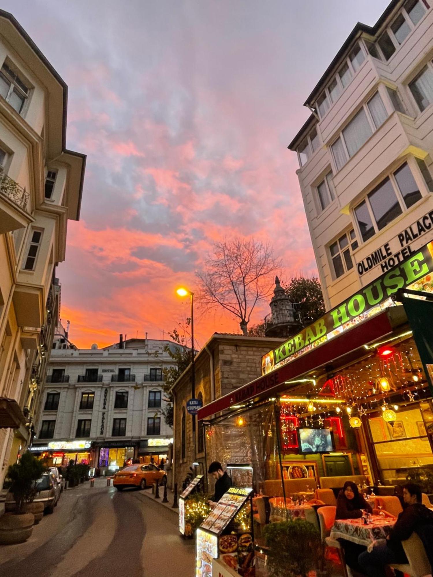 Oldmile Palace Hotel Istanbul Exterior photo